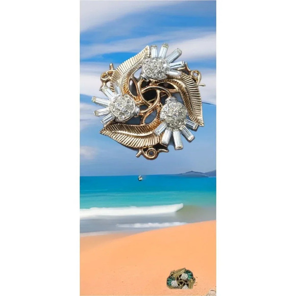 TRIFARI Signed CROWN Gold/Silver tone Clear Rhinestones Pin Brooch - Picture 1 of 4